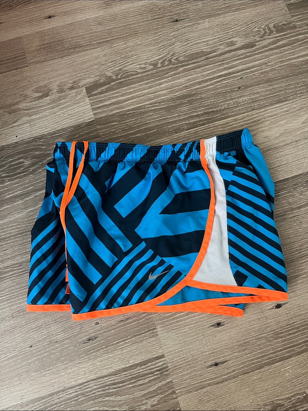 NWOT Nike shorts/S